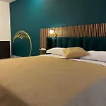 アパート Loft Grand シルミオーネ